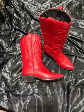 Red Western Mid-Calf Cowboy Boots - Women